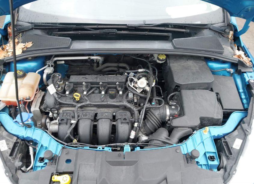 Photo 10 of 2016 Ford Focus SE (VIN 1FADP3F2XGL375982)