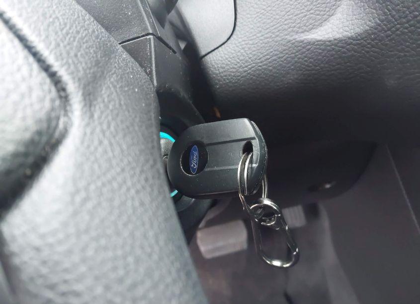 Photo 11 of 2017 Ford Focus SE (VIN 1FADP3F2XHL224948)