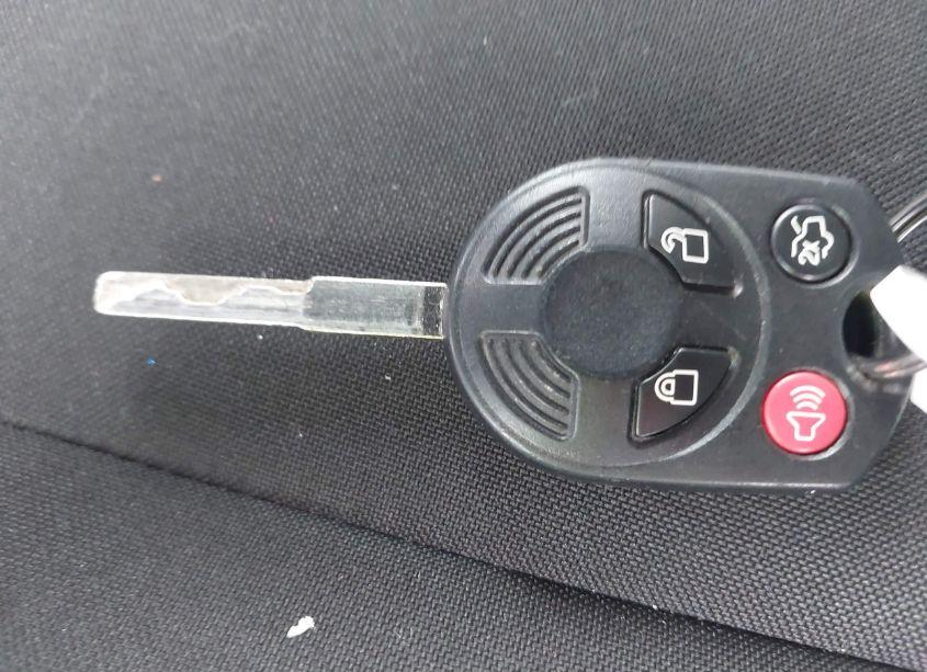 Photo 11 of 2017 Ford Focus SE (VIN 1FADP3F2XHL255648)