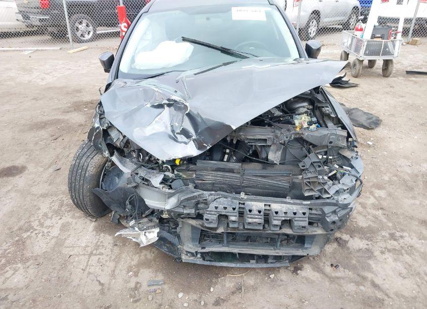 Photo 6 of 2017 Ford Focus SE (VIN 1FADP3F2XHL255648)