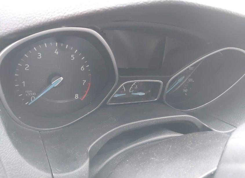 Photo 7 of 2017 Ford Focus SE (VIN 1FADP3F2XHL255648)