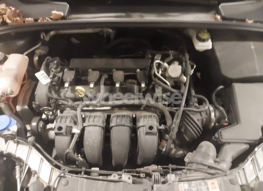 Photo 10 of 2017 Ford Focus SE (VIN 1FADP3F2XHL283675)