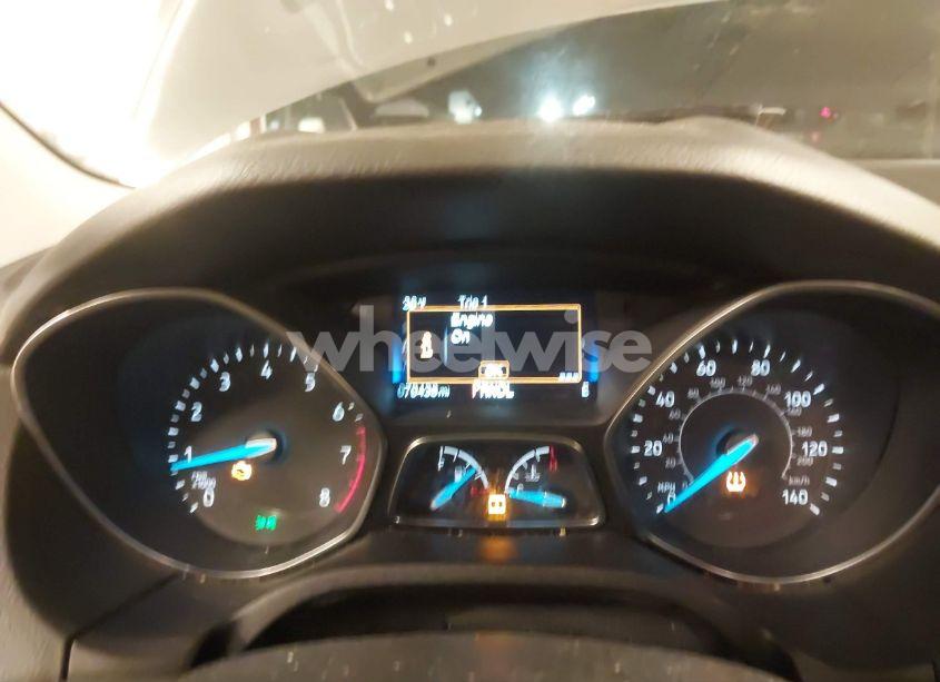 Photo 7 of 2017 Ford Focus SE (VIN 1FADP3F2XHL283675)