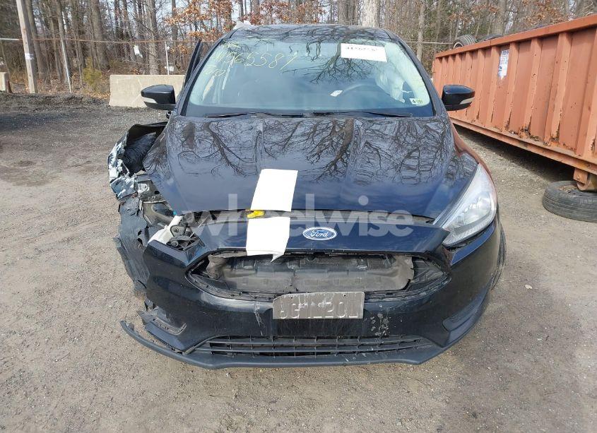 Photo 12 of 2017 Ford Focus SE (VIN 1FADP3F2XHL321700)