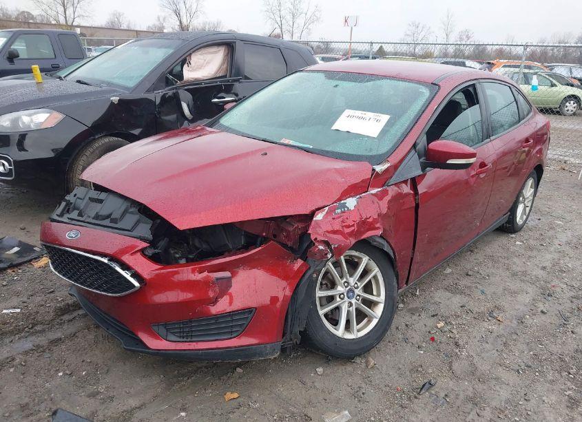 Photo 2 of 2017 Ford Focus SE (VIN 1FADP3F2XHL321891)
