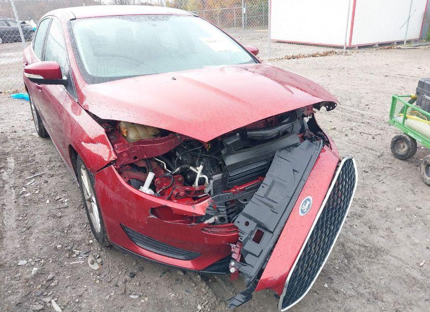 Photo 6 of 2017 Ford Focus SE (VIN 1FADP3F2XHL321891)