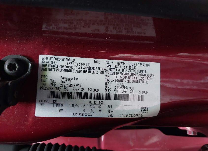 Photo 9 of 2017 Ford Focus SE (VIN 1FADP3F2XHL321891)