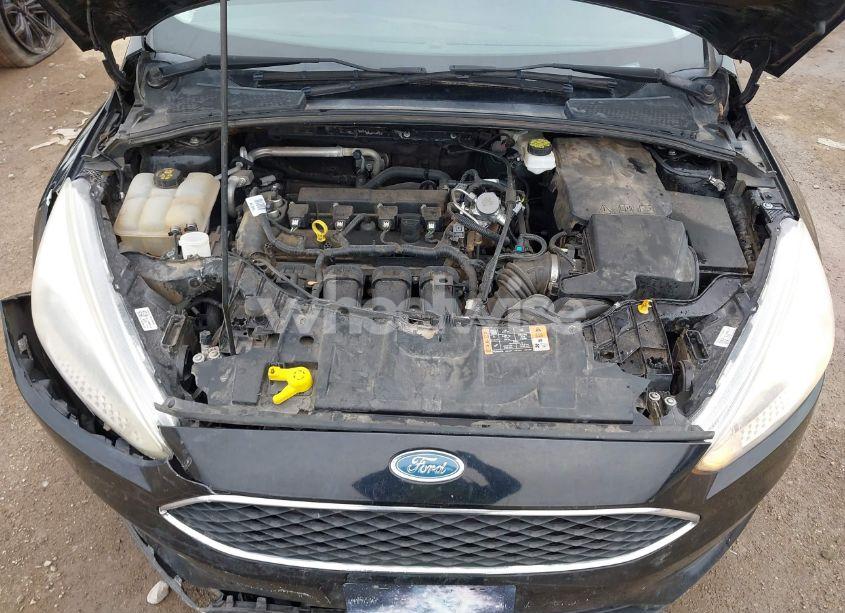 Photo 10 of 2017 Ford Focus SE (VIN 1FADP3F2XHL332650)