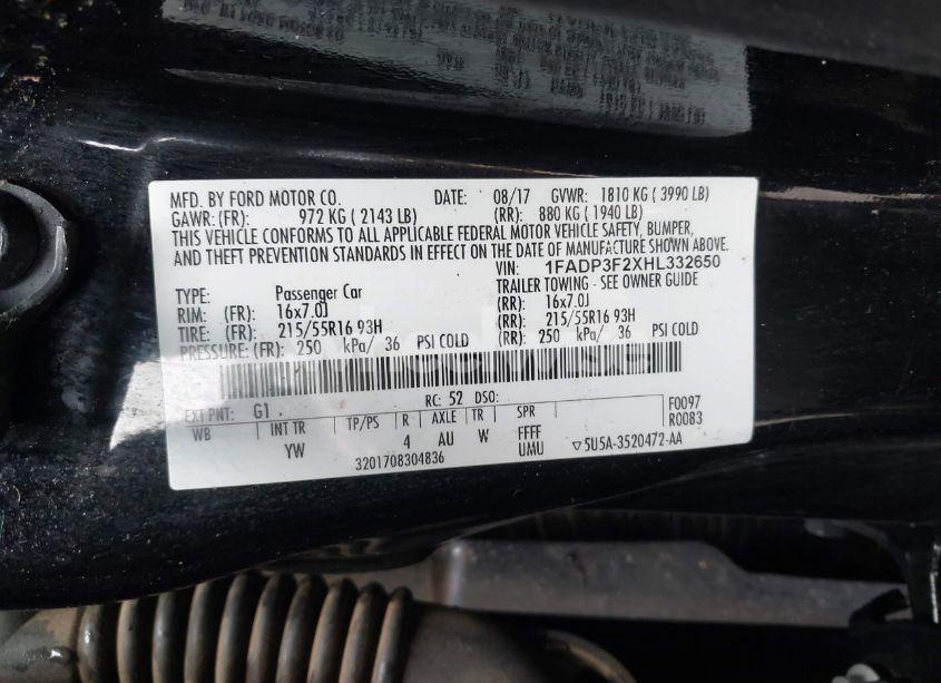 Photo 9 of 2017 Ford Focus SE (VIN 1FADP3F2XHL332650)