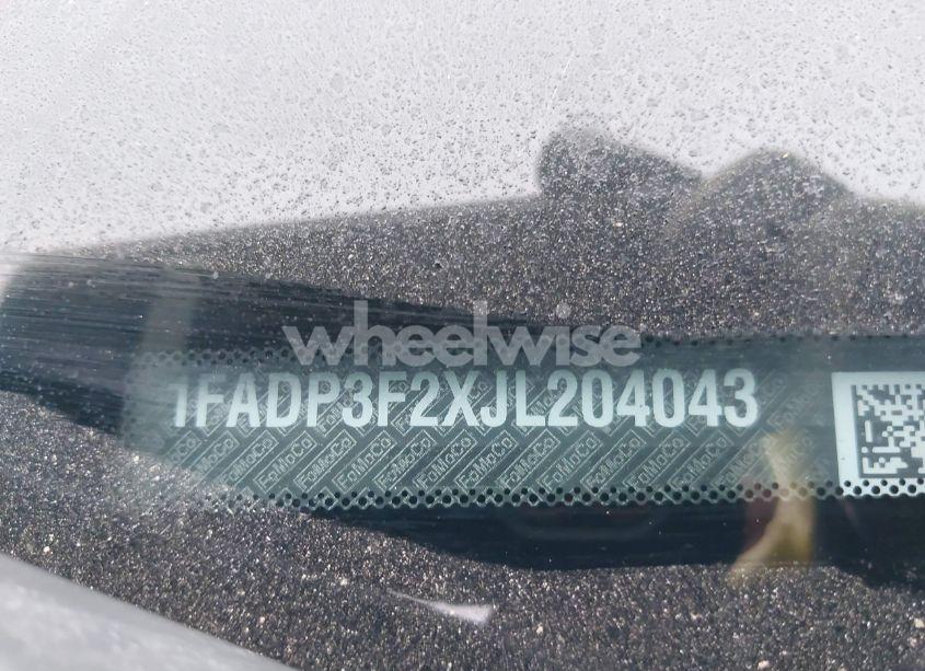 Photo 9 of 2018 Ford Focus SE (VIN 1FADP3F2XJL204043)