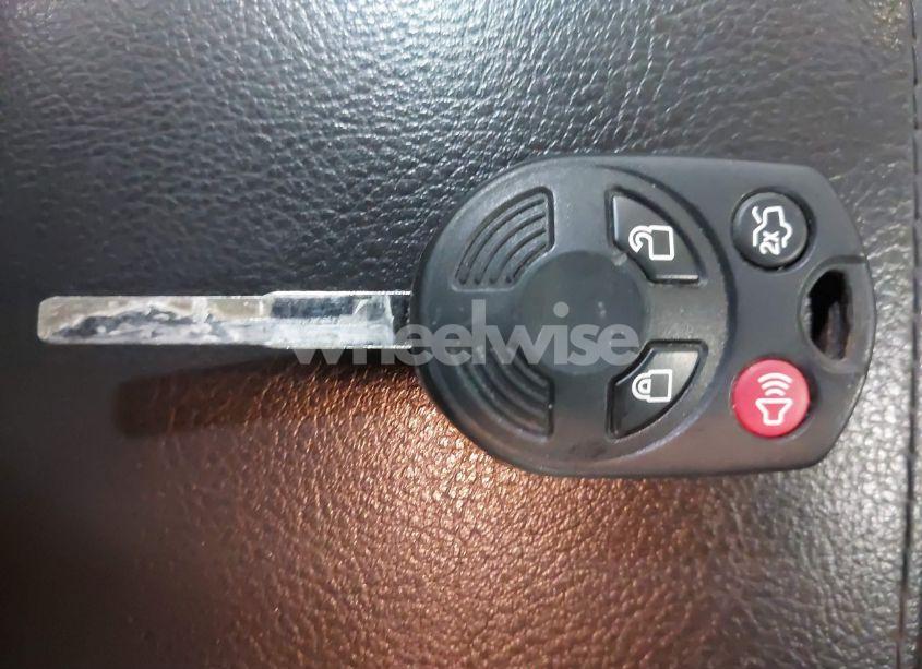 Photo 11 of 2018 Ford Focus SE (VIN 1FADP3F2XJL224745)