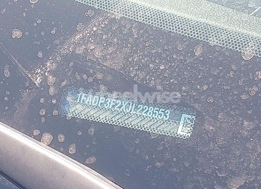 Photo 9 of 2018 Ford Focus SE (VIN 1FADP3F2XJL228553)