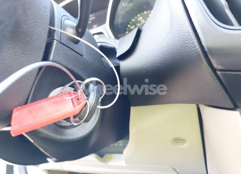 Photo 11 of 2018 Ford Focus SE (VIN 1FADP3F2XJL253047)