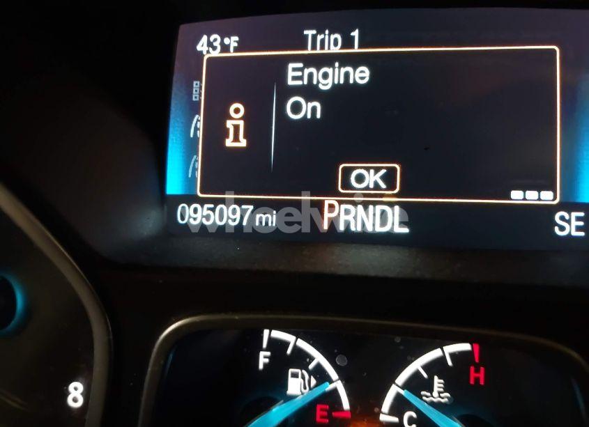 Photo 15 of 2018 Ford Focus SE (VIN 1FADP3F2XJL276053)