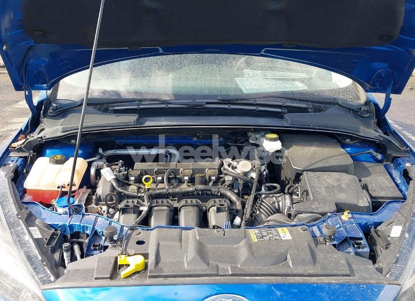 Photo 10 of 2018 Ford Focus SE (VIN 1FADP3F2XJL290888)