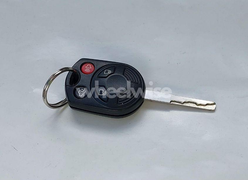 Photo 11 of 2018 Ford Focus SE (VIN 1FADP3F2XJL290888)