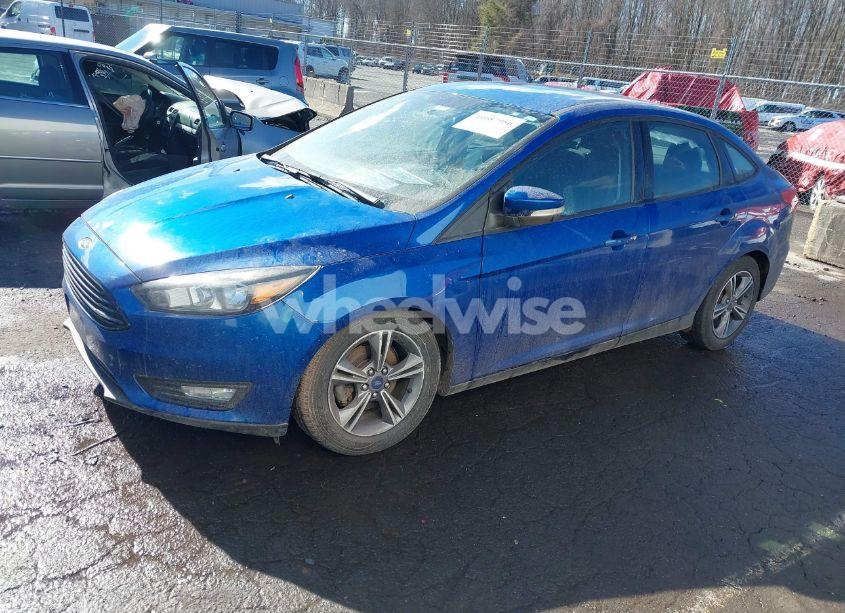 Photo 14 of 2018 Ford Focus SE (VIN 1FADP3F2XJL290888)