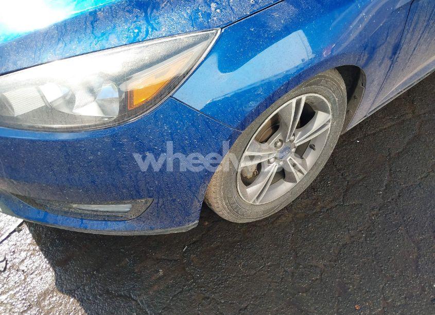 Photo 6 of 2018 Ford Focus SE (VIN 1FADP3F2XJL290888)