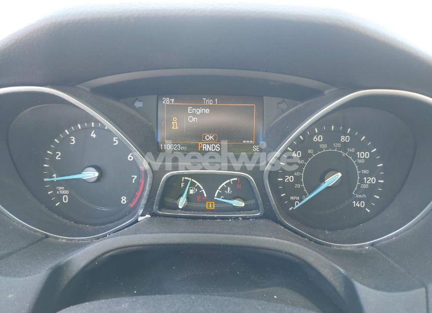 Photo 7 of 2016 Ford Focus SE (VIN 1FADP3FE0GL300458)