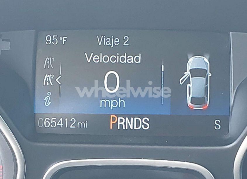 Photo 15 of 2018 Ford Focus SE (VIN 1FADP3FE0JL321530)