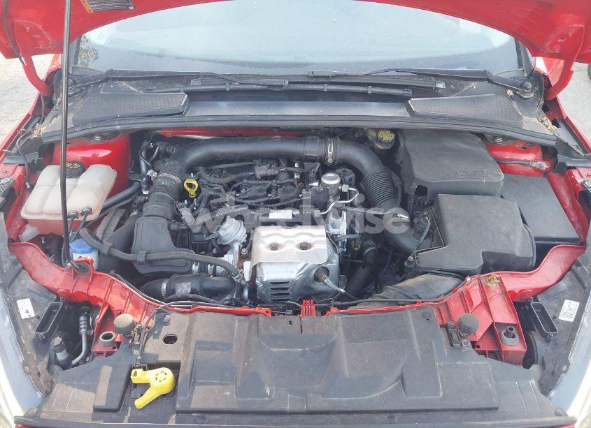 Photo 10 of 2016 Ford Focus SE (VIN 1FADP3FE1GL378019)