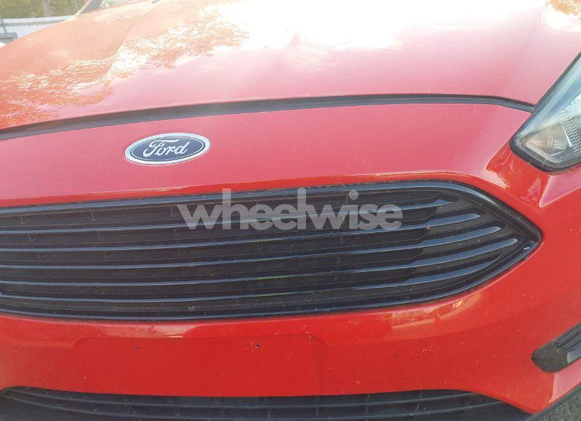 Photo 12 of 2016 Ford Focus SE (VIN 1FADP3FE1GL378019)