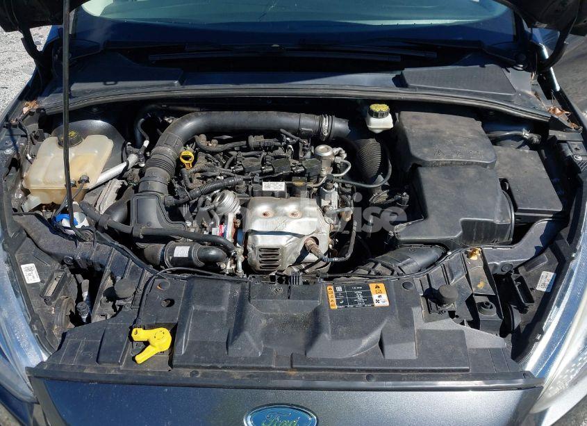 Photo 10 of 2018 Ford Focus SE (VIN 1FADP3FE1JL238012)