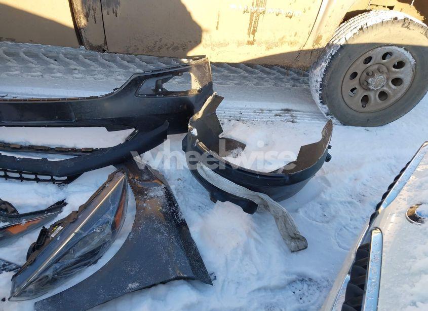 Photo 19 of 2018 Ford Focus SE (VIN 1FADP3FE1JL267977)