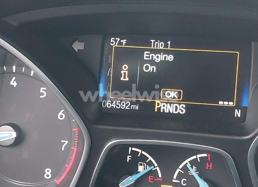 Photo 15 of 2017 Ford Focus SE (VIN 1FADP3FE2HL296009)