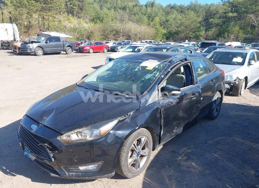 Photo 6 of 2017 Ford Focus SE (VIN 1FADP3FE2HL316131)