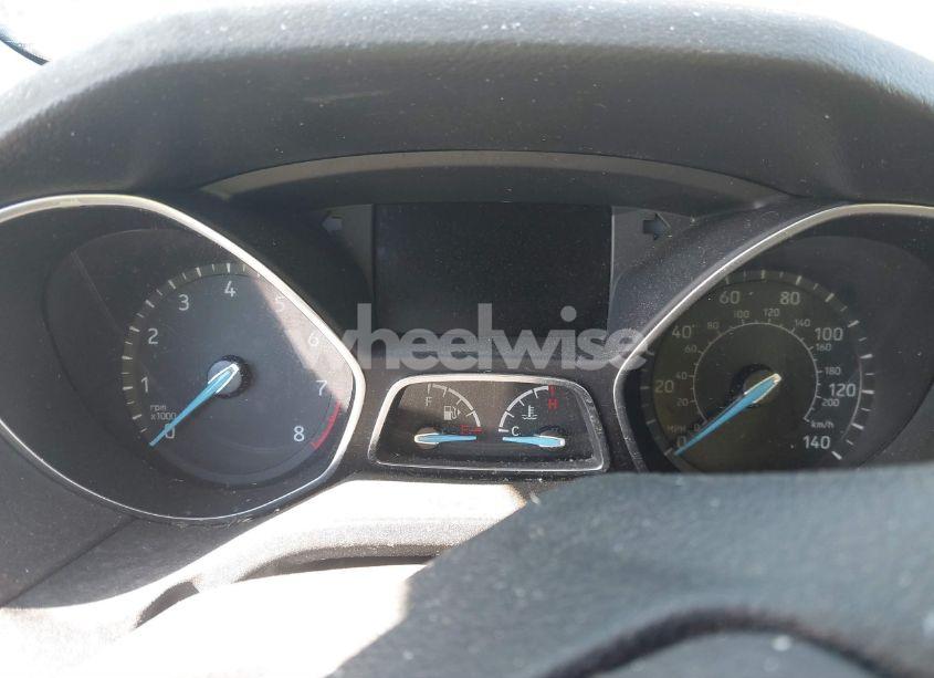 Photo 7 of 2017 Ford Focus SE (VIN 1FADP3FE2HL316131)