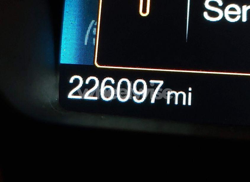 Photo 16 of 2018 Ford Focus SE (VIN 1FADP3FE2JL200014)