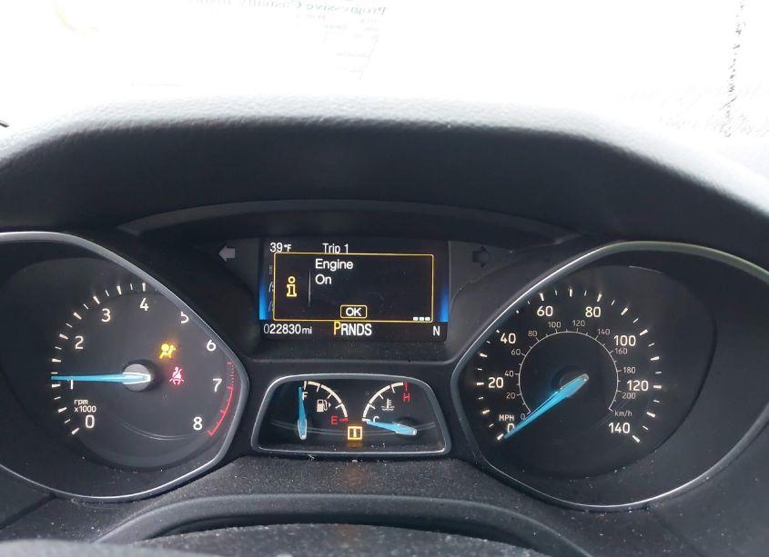 Photo 7 of 2018 Ford Focus SE (VIN 1FADP3FE2JL235197)