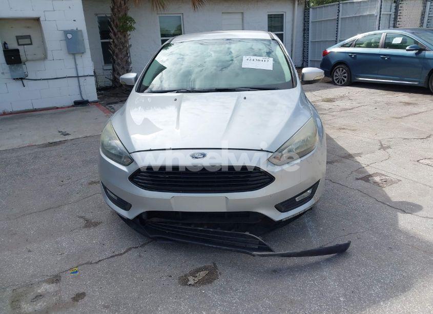 Photo 6 of 2016 Ford Focus SE (VIN 1FADP3FE3GL280819)