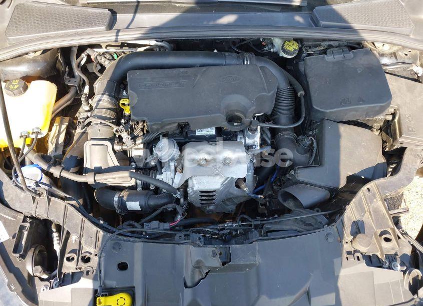 Photo 10 of 2016 Ford Focus SE (VIN 1FADP3FE3GL296891)