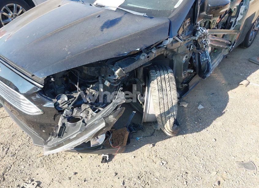 Photo 6 of 2016 Ford Focus SE (VIN 1FADP3FE3GL296891)