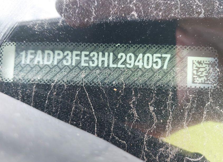 Photo 9 of 2017 Ford Focus SE (VIN 1FADP3FE3HL294057)