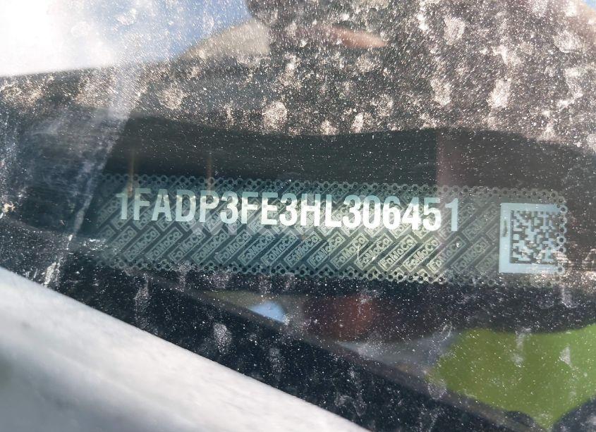 Photo 9 of 2017 Ford Focus SE (VIN 1FADP3FE3HL306451)