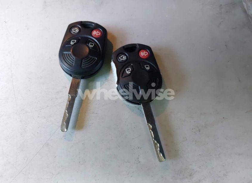 Photo 11 of 2018 Ford Focus SE (VIN 1FADP3FE3JL211233)