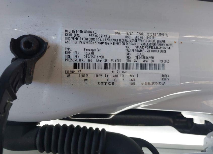 Photo 9 of 2018 Ford Focus SE (VIN 1FADP3FE3JL219784)