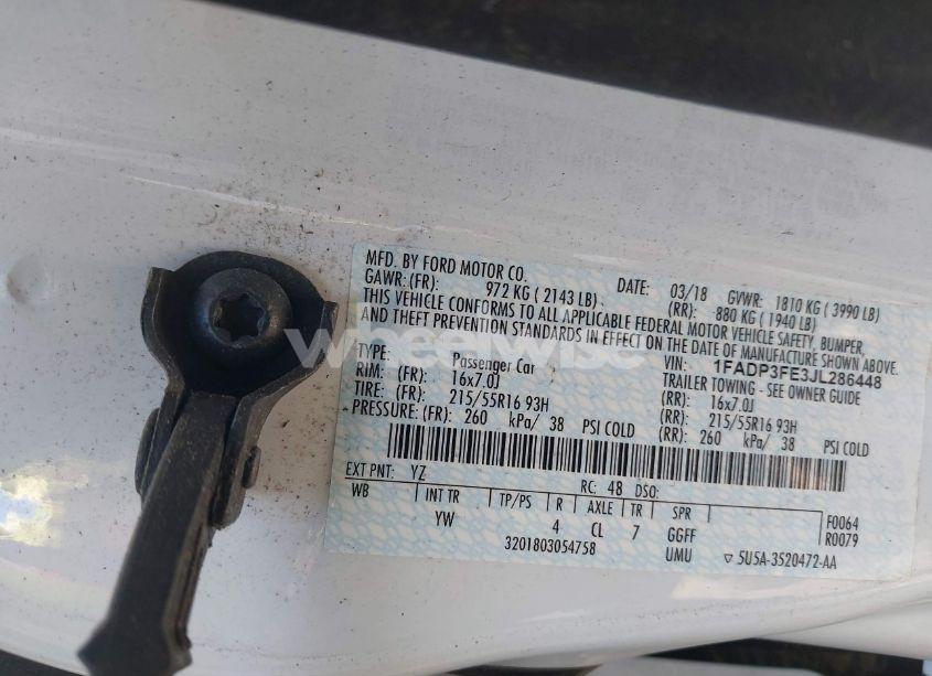 Photo 9 of 2018 Ford Focus SE (VIN 1FADP3FE3JL286448)