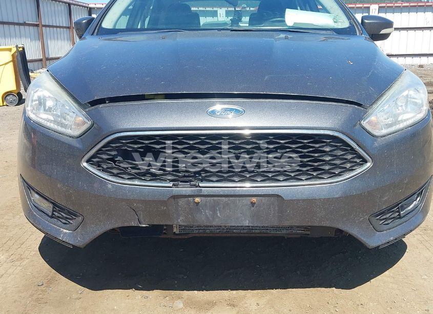 Photo 6 of 2015 Ford Focus SE (VIN 1FADP3FE4FL314250)