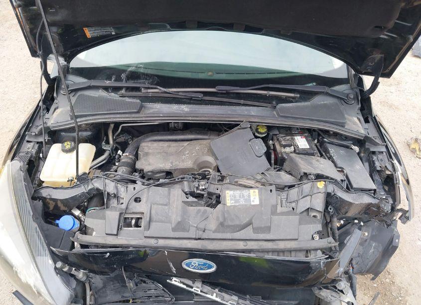 Photo 10 of 2016 Ford Focus SE (VIN 1FADP3FE4GL293434)