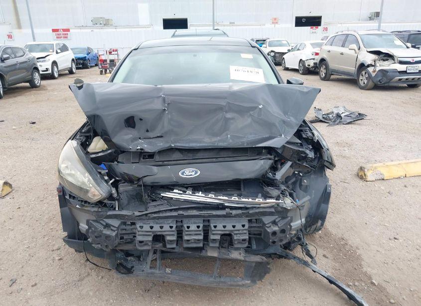 Photo 13 of 2016 Ford Focus SE (VIN 1FADP3FE4GL293434)