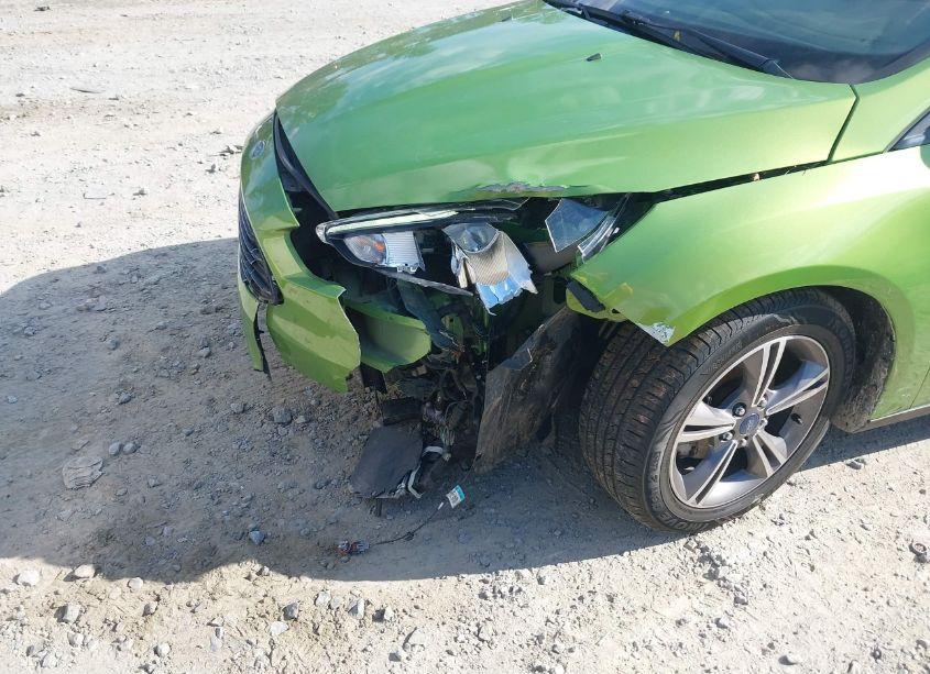 Photo 6 of 2018 Ford Focus SE (VIN 1FADP3FE4JL255497)