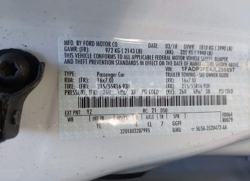 Photo 9 of 2018 Ford Focus SE (VIN 1FADP3FE4JL298897)