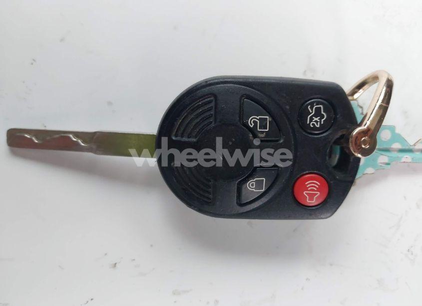 Photo 11 of 2017 Ford Focus SE (VIN 1FADP3FE5HL220784)