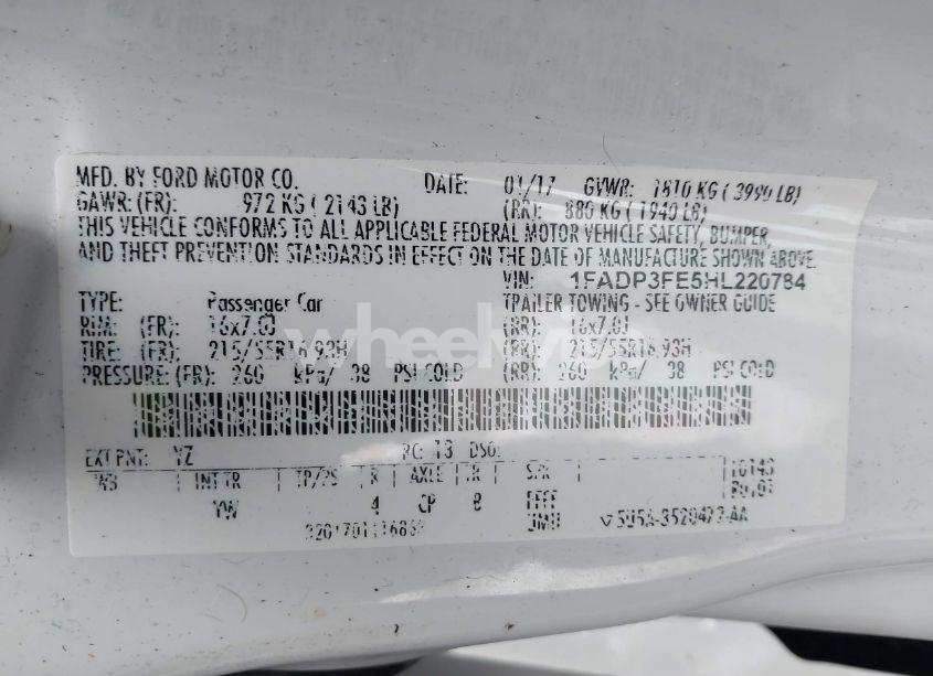 Photo 9 of 2017 Ford Focus SE (VIN 1FADP3FE5HL220784)