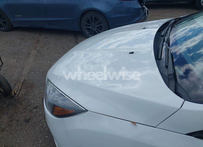 Photo 6 of 2017 Ford Focus SE (VIN 1FADP3FE5HL276286)