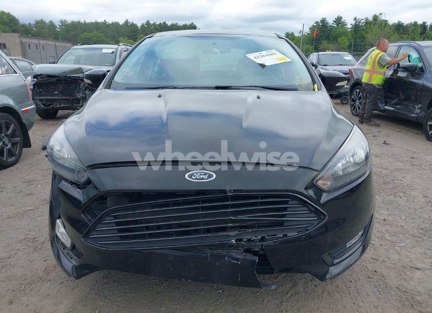 Photo 13 of 2017 Ford Focus SE (VIN 1FADP3FE5HL316446)